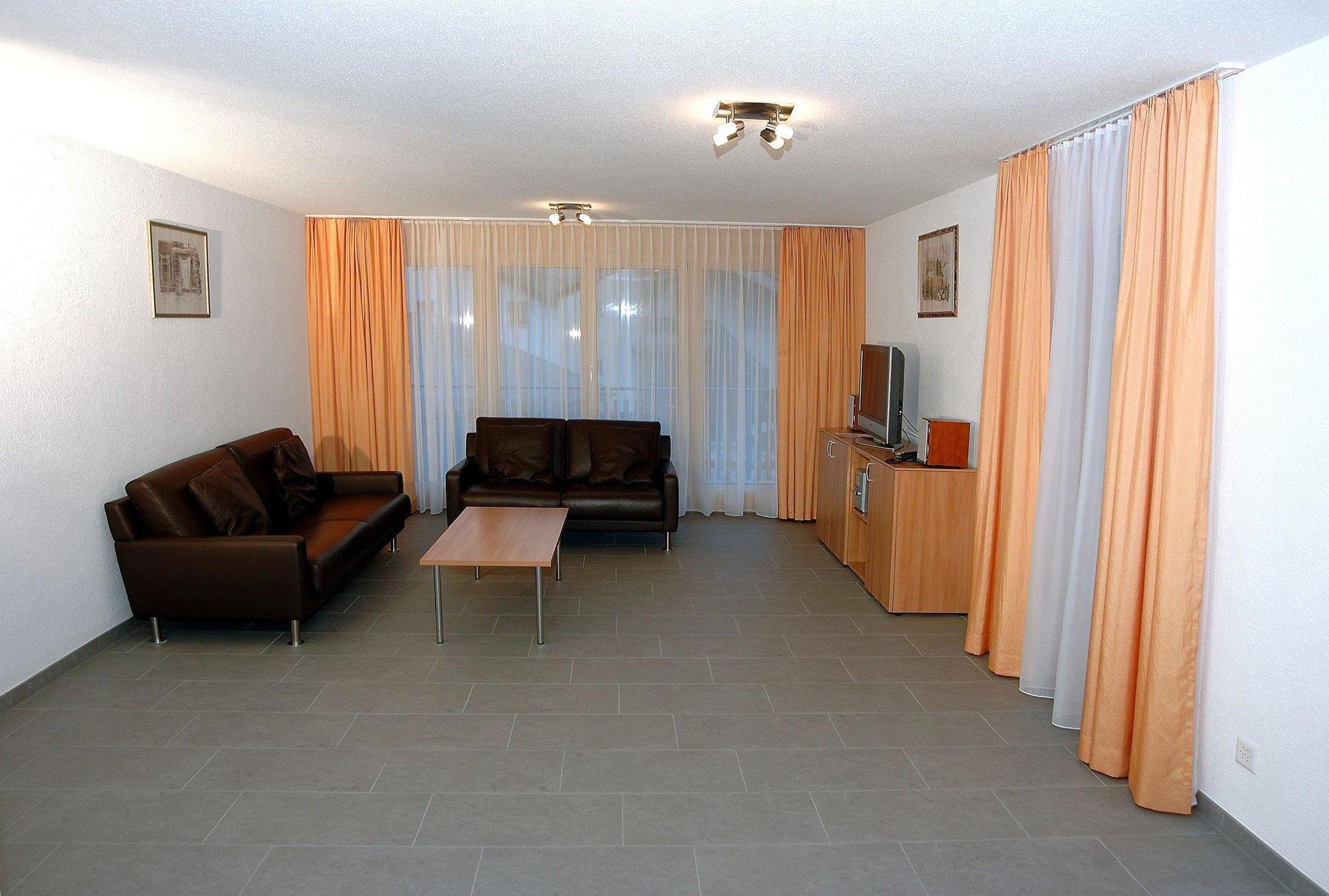 Haus Mischabel Daire Zermatt Oda fotoğraf